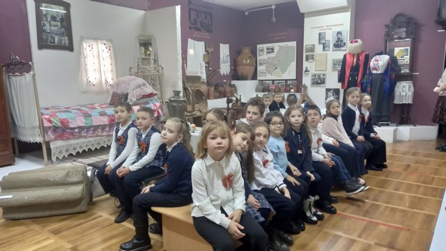 otkrit mesyachnik 3
